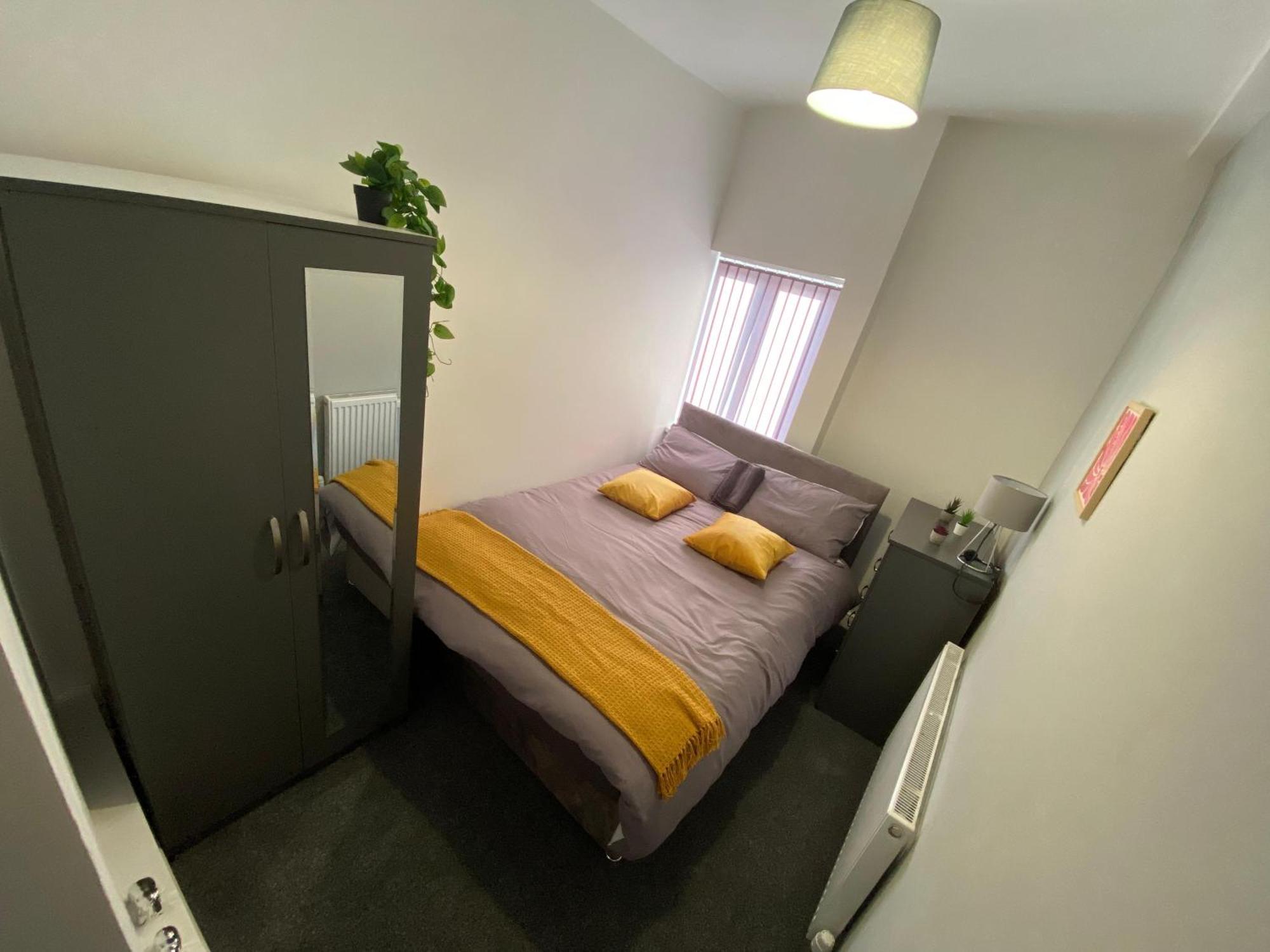 Great Home Of Relaxations Stoke-on-Trent Exteriör bild
